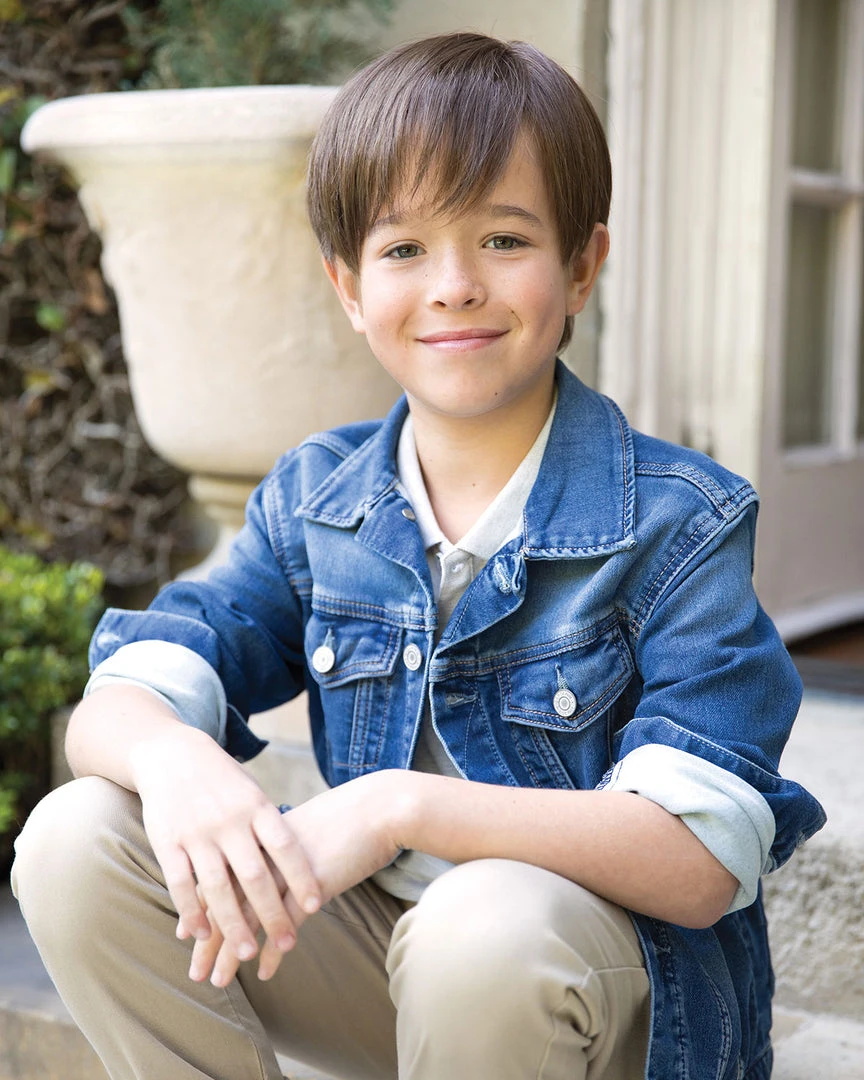 Logan | Kids Lace Front & Monofilament Top Synthetic Wig By Amore 6 Logan | Kids Lace Front & Monofilament Top Synthetic Wig By Amore